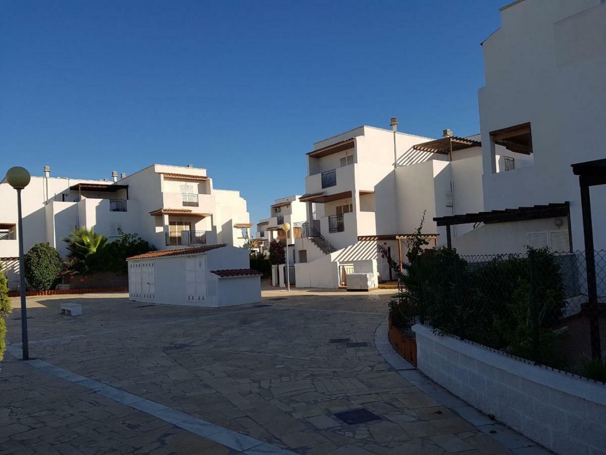 Casa Baja Extraordinaria En Urbanización Naturista! Las Bombardas Exterior foto